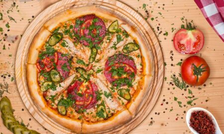 Pizza cu de toate care nu îngrașă. Rețeta propusă ce Cristina Șișcanu: Este prietenoasă cu silueta