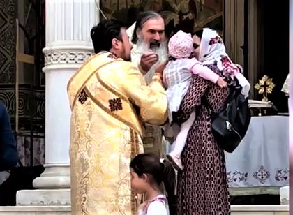 Decizie Parchet. ÎPS Teodosie, în cazul „împărtășanie cu aceeași linguriță”