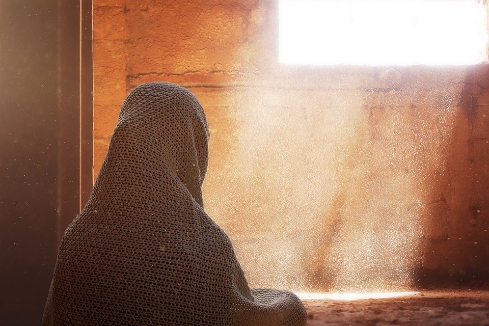 Cum fac amor arabii! De ce femeile sunt inca privite drept inferioare?