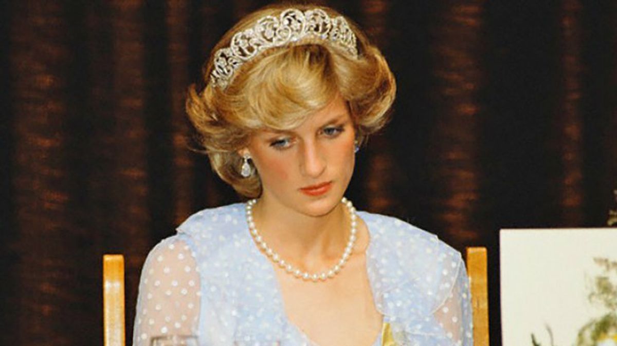 Ce se întâmplă cu rochia de mireasă a Prințesei Diana? William și Harry și-au dat acordul