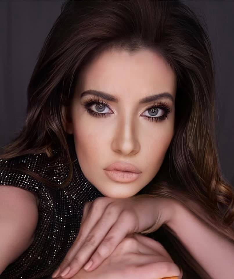 De ce nu e indicat să oferi CADOU un parfum? Iulia Albu explică: Există o singură excepţie!