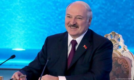 Criza din Belarus se adâncește. Armele se apropie periculos de țara condusă de Aleksandr Lukașenko