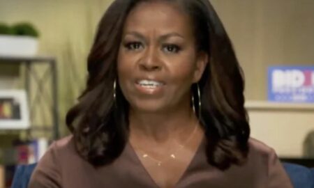 Colierul purtat de Michelle Obama dorit de mii de persoane. Ce valoare are bijuteria?