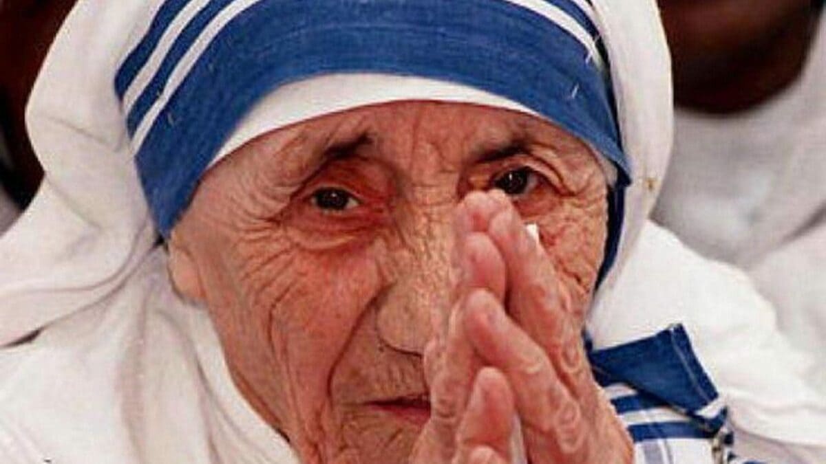 Maica Tereza, 10 sfaturi faimoase. „Unii oameni apar în viața ta ca o binecuvântare. Alții, ca o lecție”