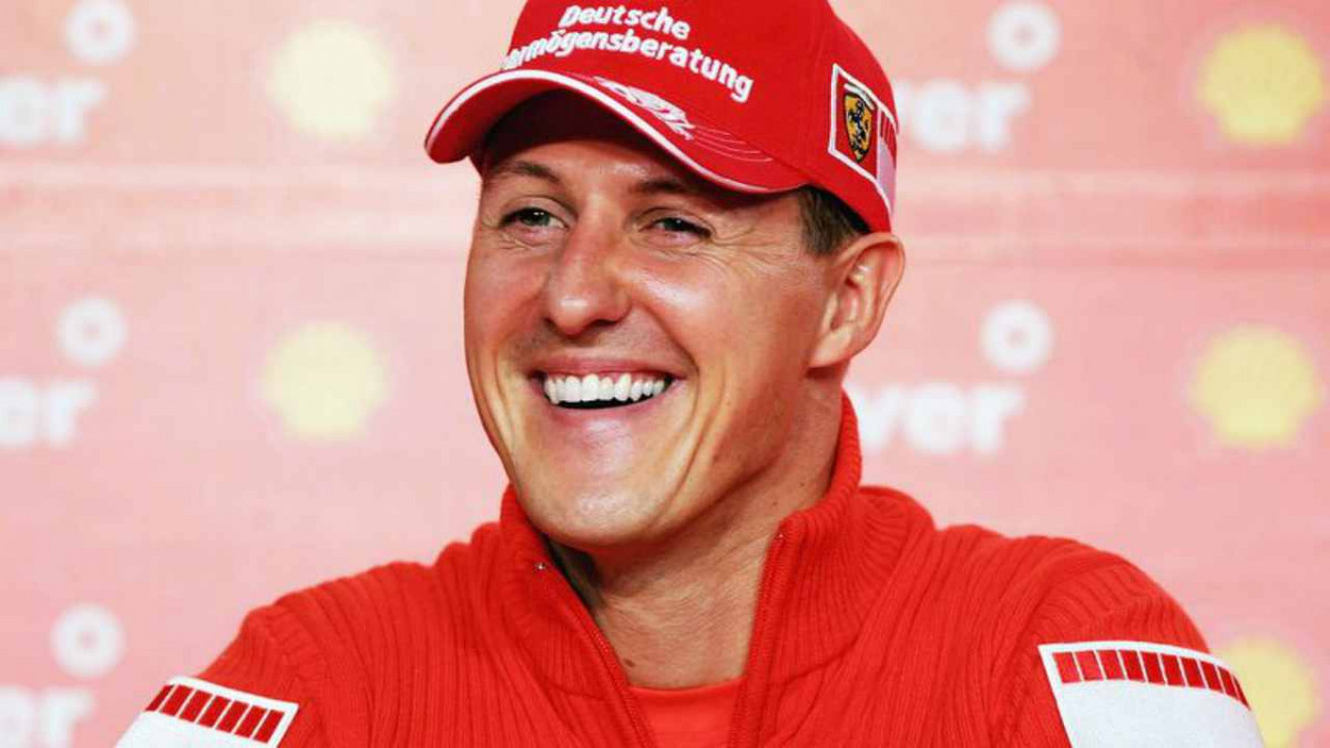 Vești despre starea de sănătate a lui Michael Schumacher. „Este treaz, respiră, inima îi bate”