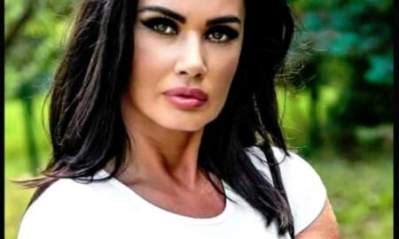 Oana Zăvoranu șterge pe jos cu clasa politică din România. „Troglodiți, fără carismă și prestanță”