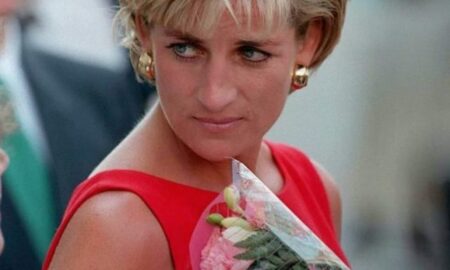 Iubirea obsesivă a Prințesei Diana. „Obişnuia să umble aiurea pe holurile palatului…” Despre cine este vorba?