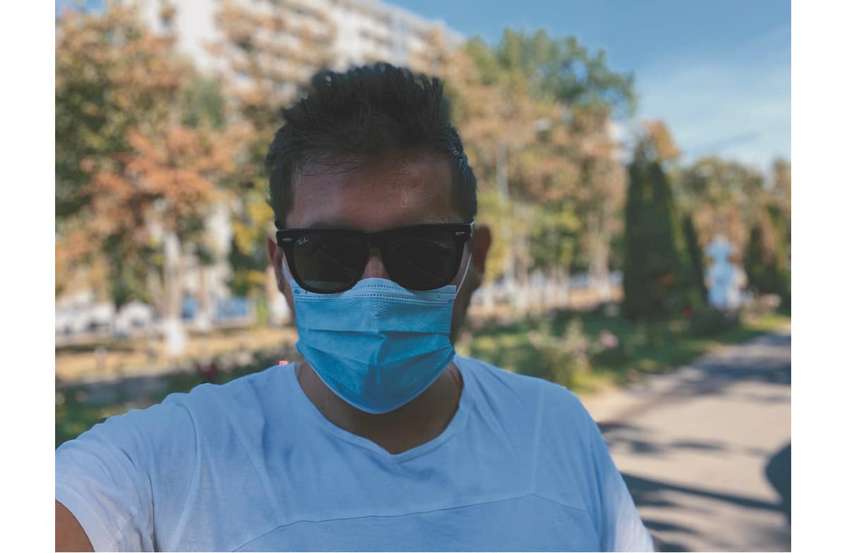 Radu Buzăianu, sinceritate dusă la extrem. „A început să-mi placă să port mască”