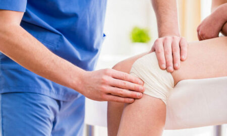 Medic celebru: La asta duce amânarea operațiilor la umăr, genunchi și gleznă!