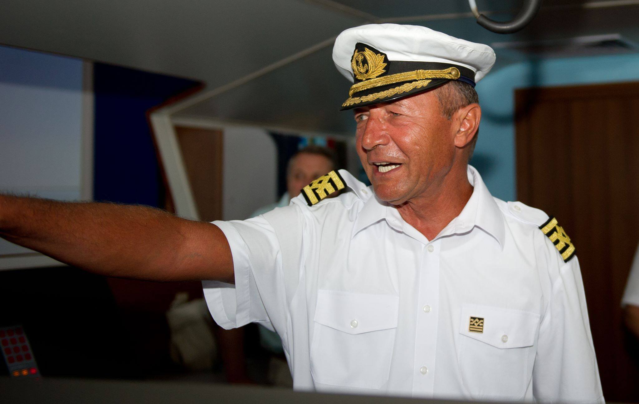 CNSAS recunoaşte oficial. Din 2006, probele care dovedesc colaborarea lui Traian Băsescu cu Securitatea au stat într-un birou