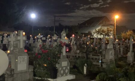 Groază în cimitir. Groparii au încremenit. „A înviat!”