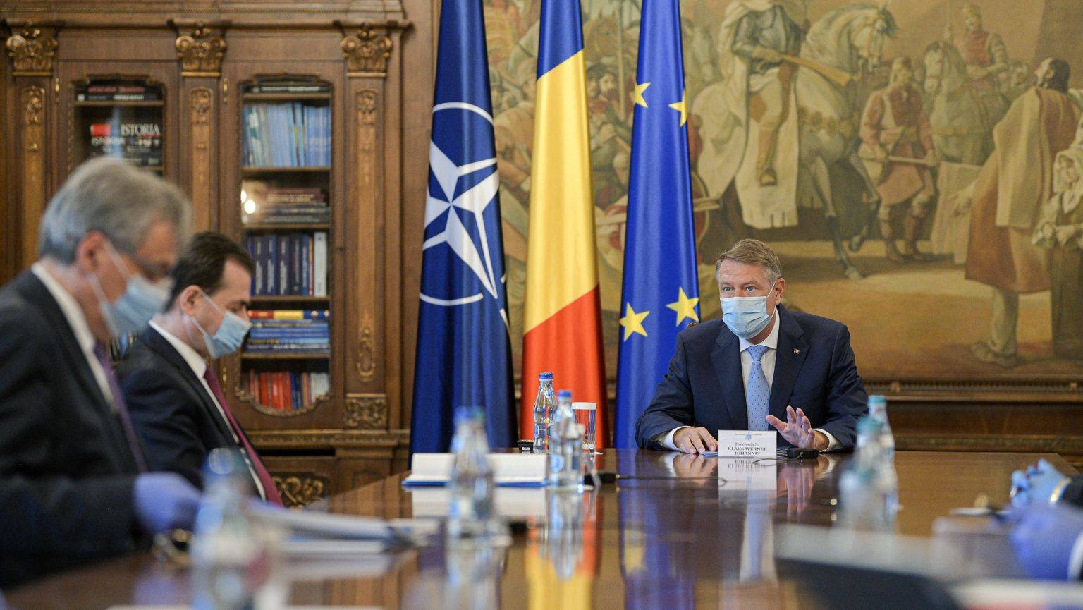 Breaking. Președintele Klaus Iohannis îi bagă în ședință pe greii din Guvern. Dezastrul provocat de criza sanitară dă bătăi de cap guvernanților