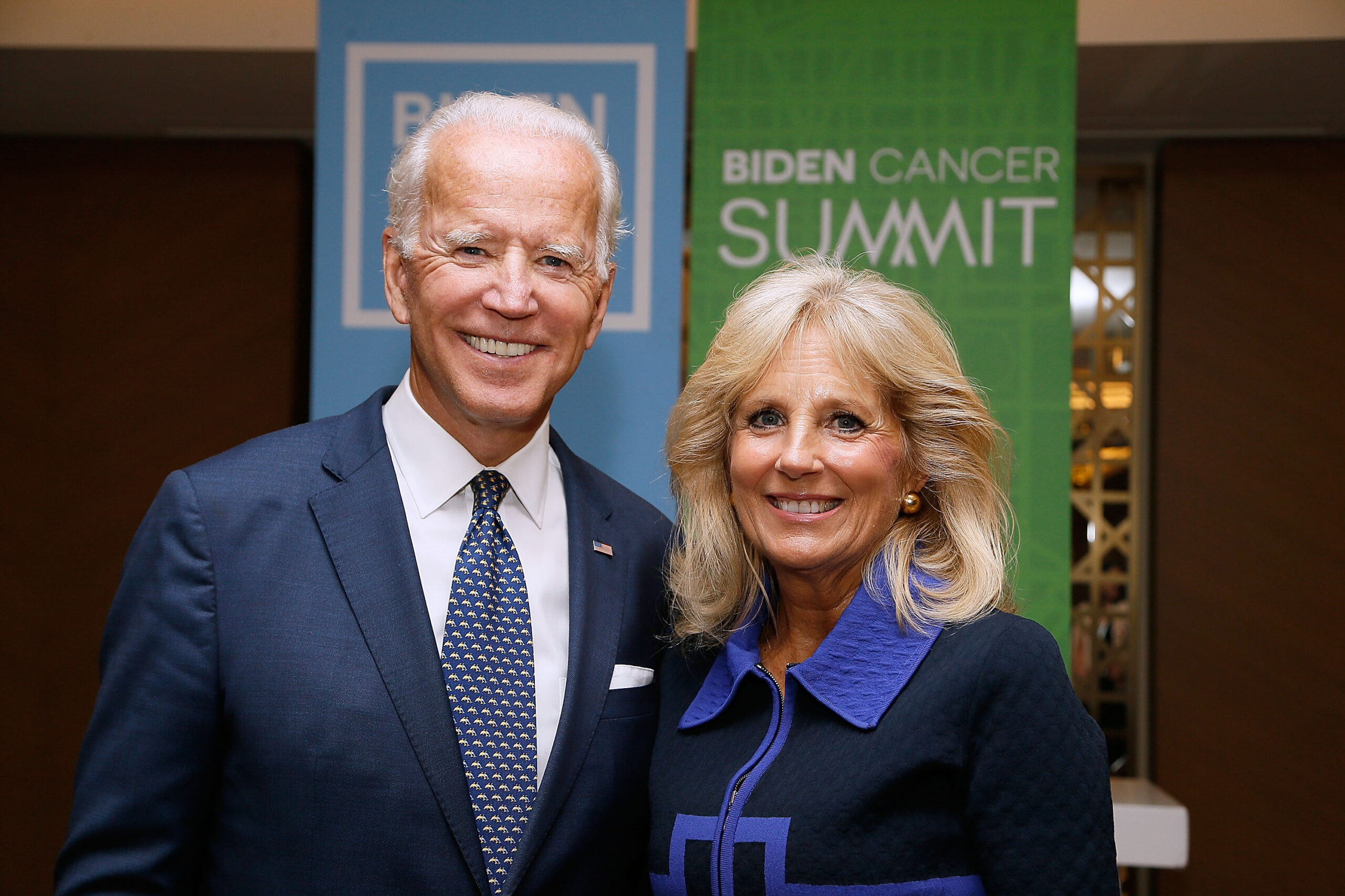 Ținutele purtate de Jill Biden au fost subtile și au atins cele mai înalte standarde