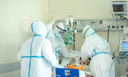 Ministrul sănătăţii, Ioana Mihăilă, vine cu un nou avertisment pentru medicii care refuză vaccinarea