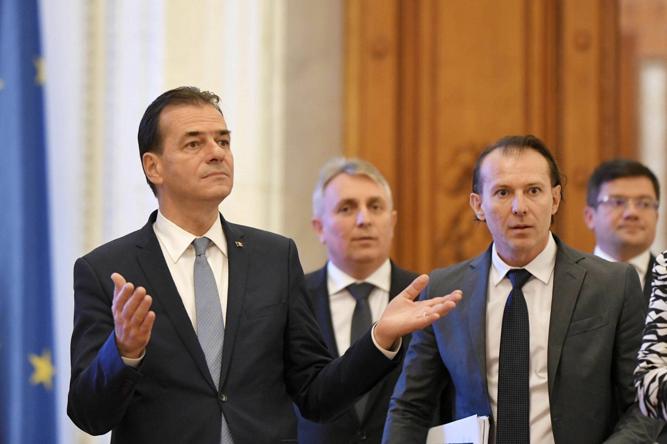 Liderii coaliției au ajuns la un acord, după criza politică generată de demiterea lui Voiculescu