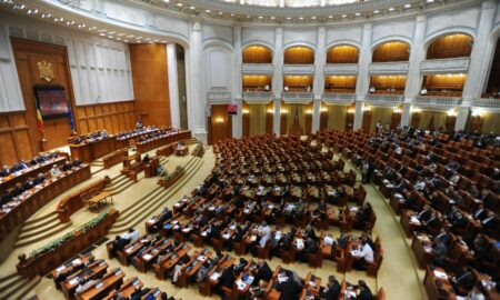 Lovitură dură dată președintelui Iohannis. Legea a fost votată în Parlament