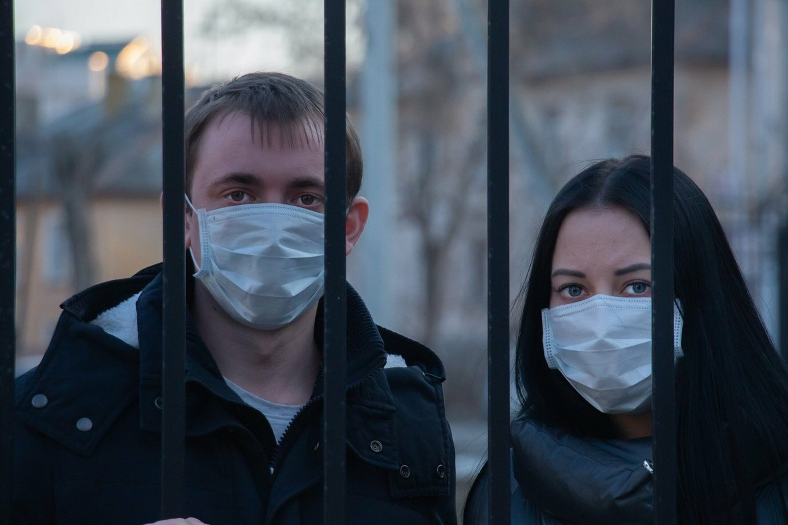 Măsuri fără precedent înainte de sărbători. Guvernul a decis: carantină TOTALĂ pentru toată țara!
