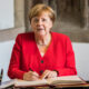 Angela Merkel, ovaționată în picioare. Ce s-a întâmplat