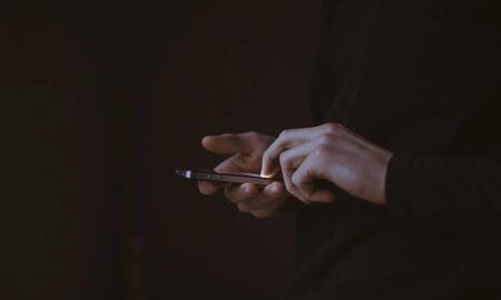 Rusia spune că trupele lor au fost ucise într-un atac devastator cu rachete fiindcă unii soldați au folosit telefoane mobile