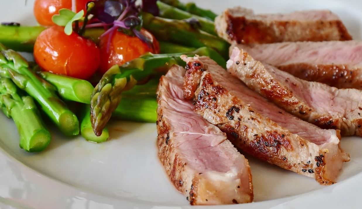 Nu arunca friptura rămasă de la Paște! Uite ce rețetă delicioasă poți găti