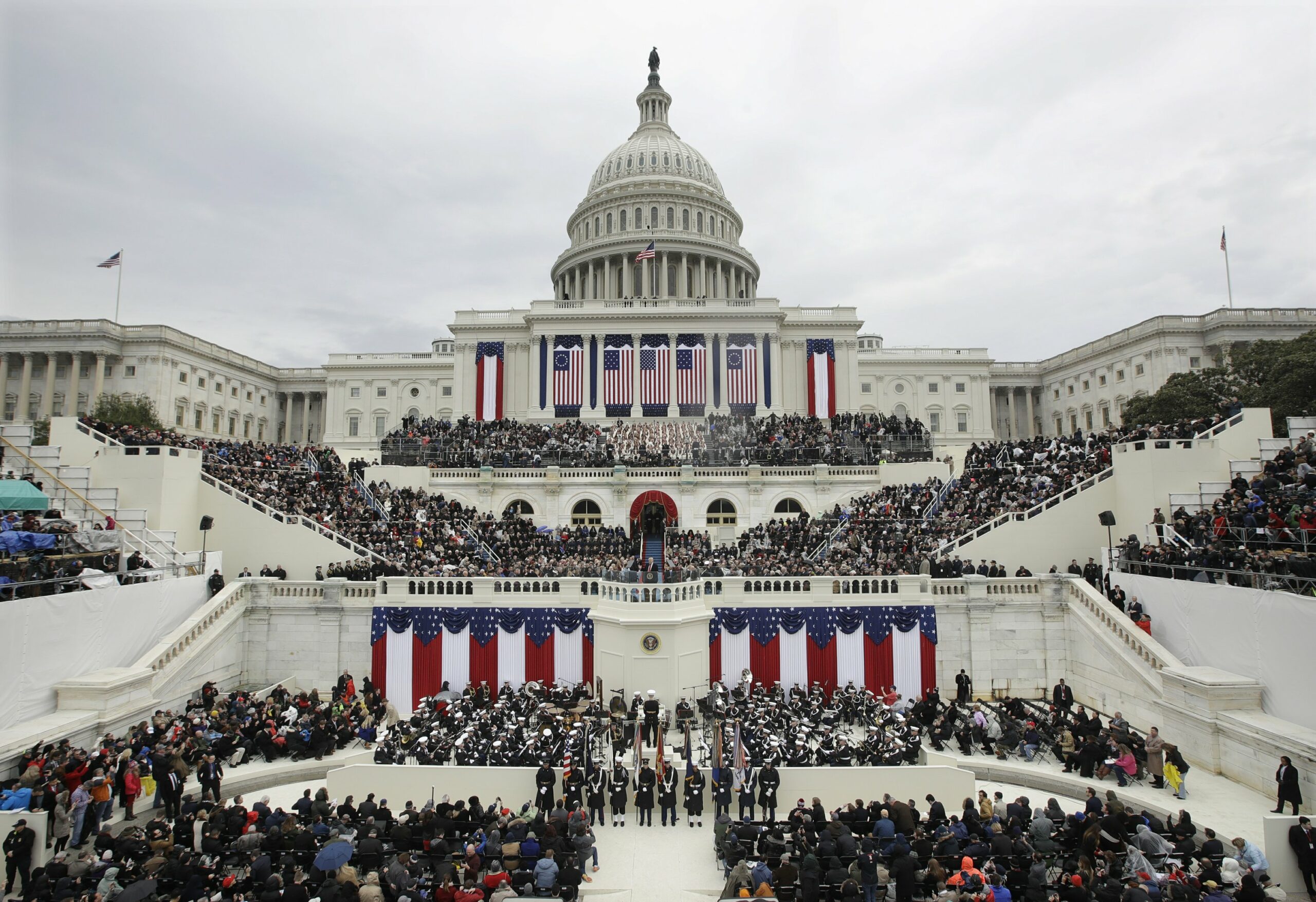 Spectacol grandios la ceremonia de investire a lui Joe Biden. Lady Gaga şi Jennifer Lopez, prezente la Washington