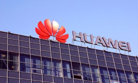 Negocieri pe piața de smartphone-uri! Huawei pregătește o vânzare surpriză