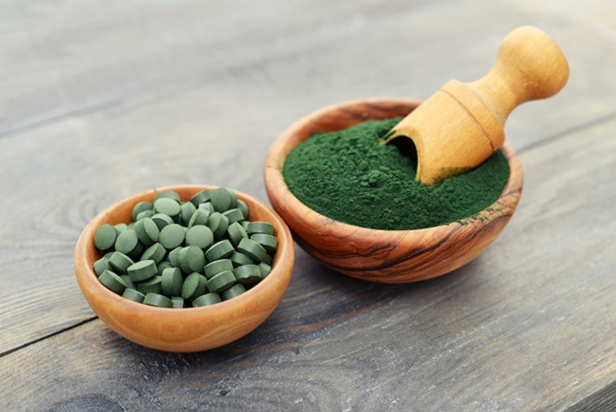 Ce trebuie să știi despre SPIRULINĂ. Alga-minune are beneficii notabile!
