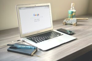 Gigantul Google primește o nouă amendă în Franța. Ce făcea cu datele utilizatorilor