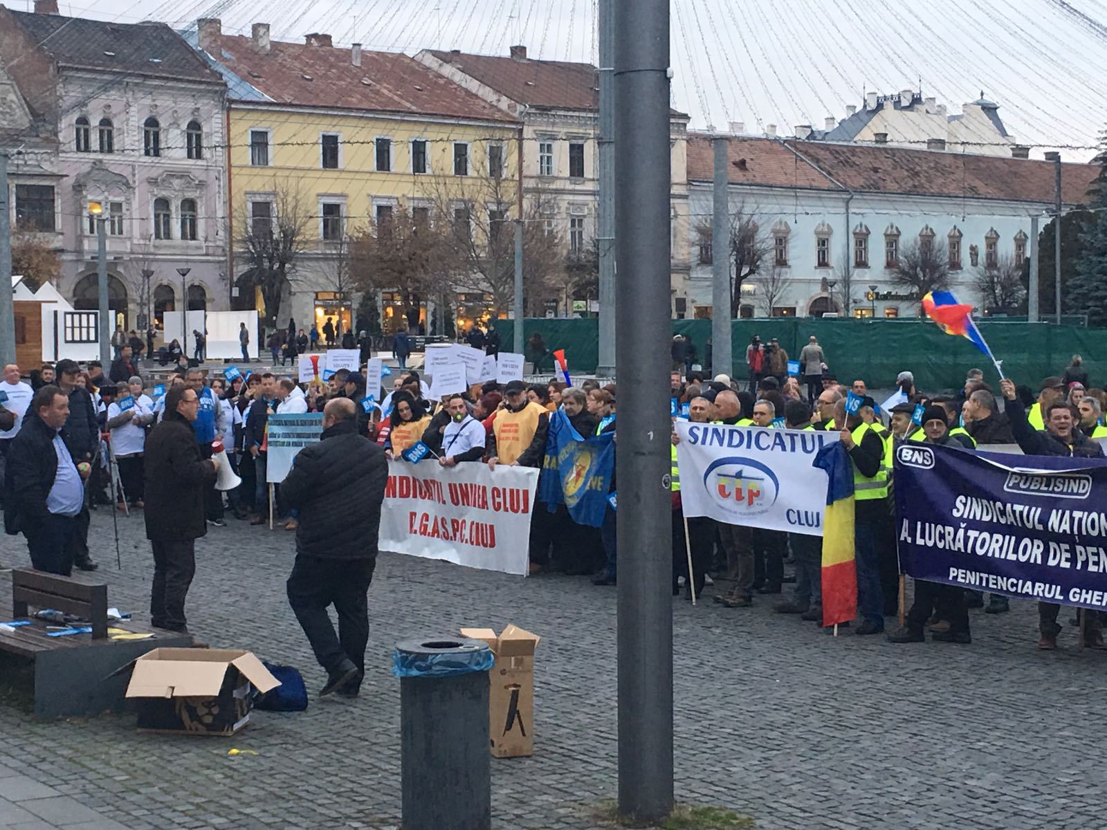 Ample acțiuni de protest în toată țara. Sindicaliștii de la PUBLISIND ies în stradă. Care sunt revendicările