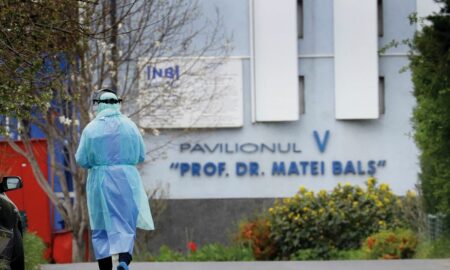 Fost pacient Covid internat la Balș: ”Erau 14-16 grade în cel mai modern spital de boli infecțioase din România”