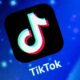 Atenție părinți! TikTok face primele victime. Fetiță ucisă de „Jocul cu eșarfa”