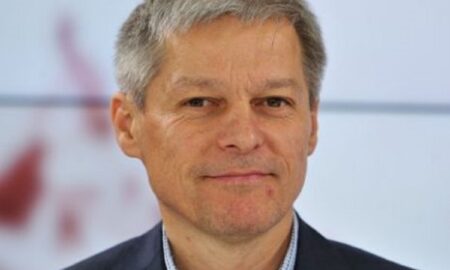 Dacian Cioloş: Trebuie făcută o evaluare a activităţii Guvernului