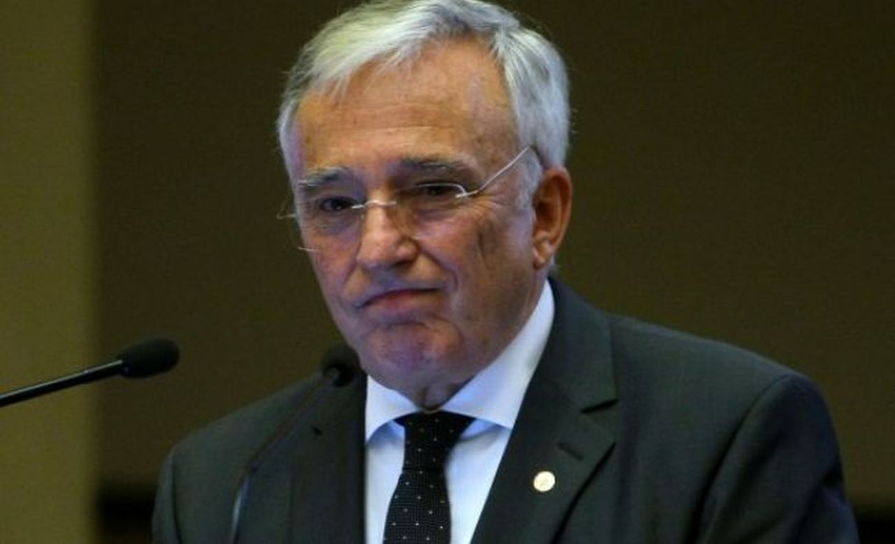 Cam cinic Mugur Isărescu: „Nimeni nu a luat, în România, credit cu pistolul la tâmplă”. Veştile bune ar putea veni abia în 2024