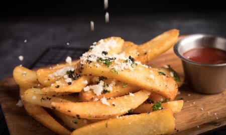 Ce se întâmplă când mănânci cartofi prăjiți? Nutriționistul răspunde: Produsul nu e toxic