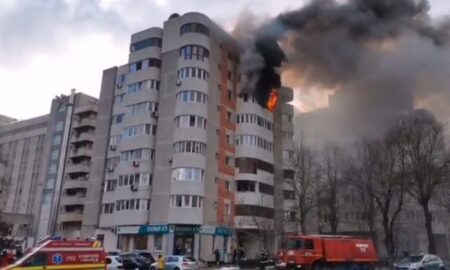 Tragedie la Constanța. Incendiu devastator într-un bloc de locuințe. Reacția lui Raed Arafat