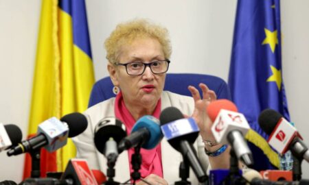 Decizia CCR: Demiterea lui Renate Weber, neconstituțională