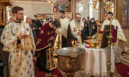 Sfintele Taine ale Botezului. Decizia Sfântului Sinod după evenimentul tragic de la Suceava