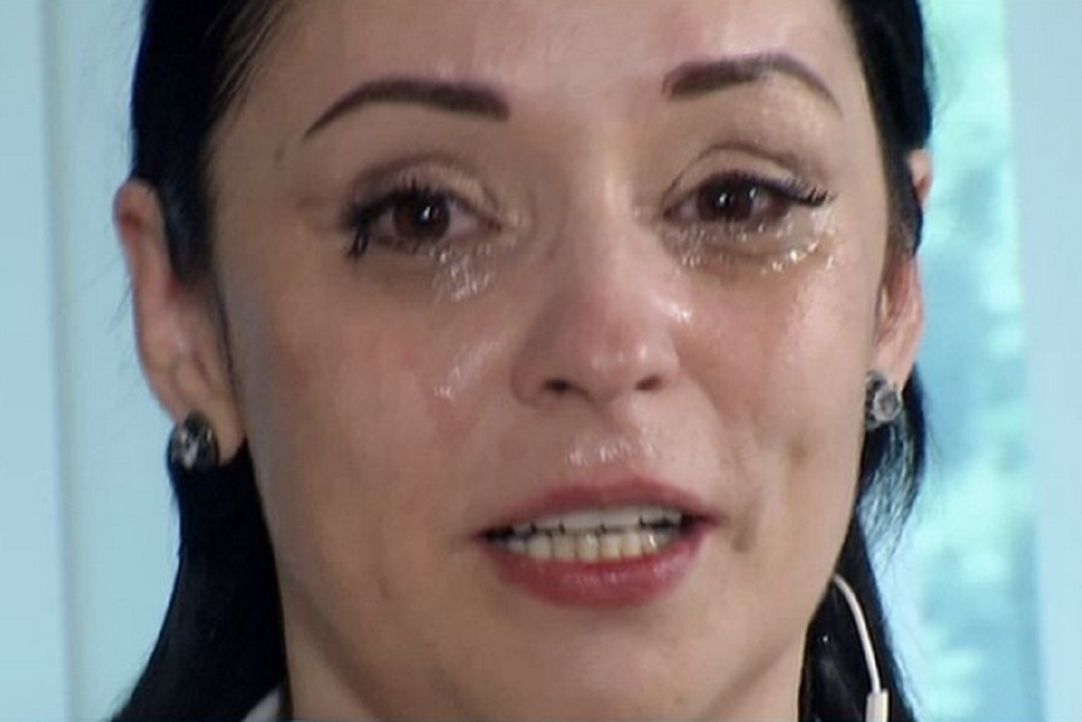 Andreea Marin a izbucnit în lacrimi la TV. Dezvăluiri dureroase: O coastă care s-a rupt i-a străpuns inima
