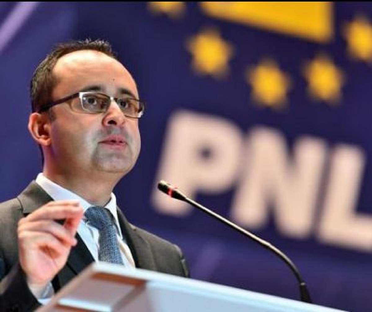 Cristian Buşoi va cere în interiorul PNL, ca partidul să nu-l mai susţină pe Nicuşor Dan. Mi se pare comic să mai vrea un mandat