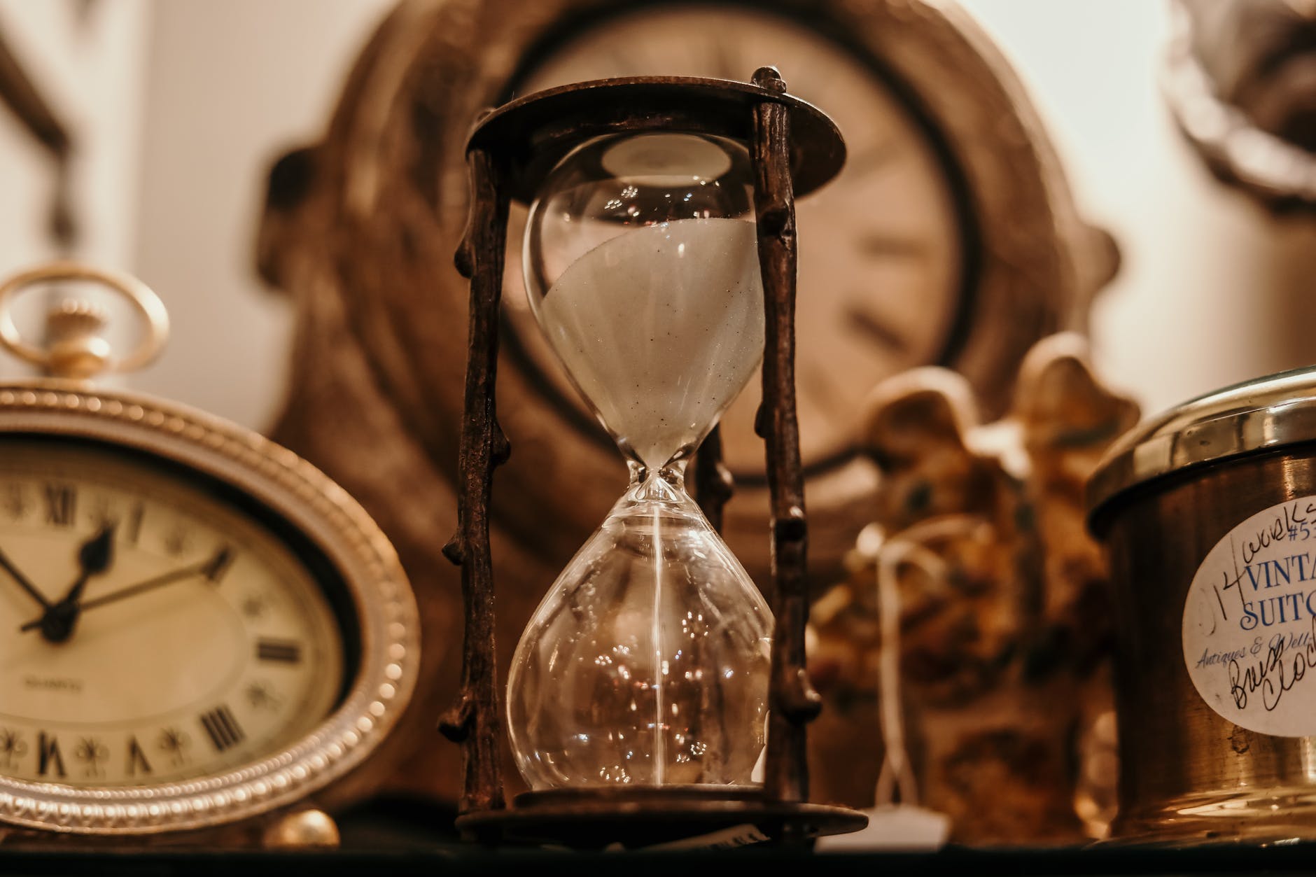 Când se schimbă ora 2021! Va fi ultimul an în care ceasurile vor fi date cu o ora înainte?!