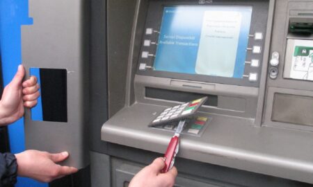 Ce mai fac românii prin Europa. Român condamnat după ce a furat un bancomat