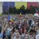 Protest împotriva noilor restricţii! Mii de oameni în stradă