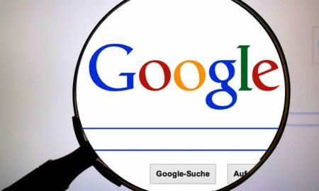 Rusia se ia la trântă cu Google. Amenzi pentru motorul gigant, de peste 380 de milioane de dolari luna aceasta