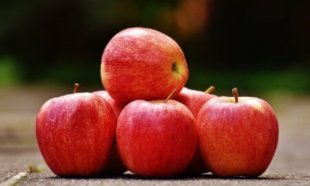 Un măr pe zi ține doctorul departe?! Medicul Vasi Radulescu spulberă tot ce știam