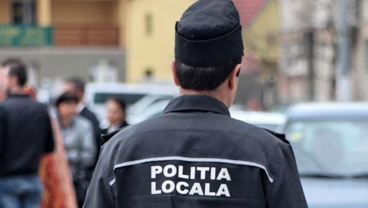 S-a aflat adevărul: Motivul pentru care se cere poliţiei locale să patruleze pe jos