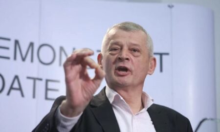 Protestele anti-restricții în Capitală! Sorin Oprescu: I-a zăpăcit pe oameni