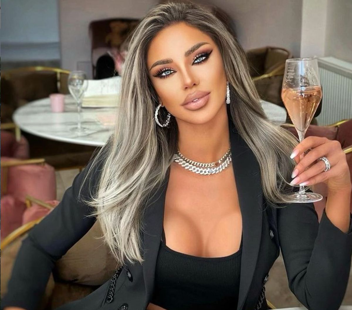 Bianca Drăgușanu aruncă BOMBA: „Sunt însărcinată!”