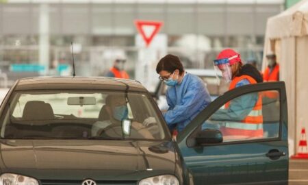 Un nou centru de vaccinare drive-through în Capitală