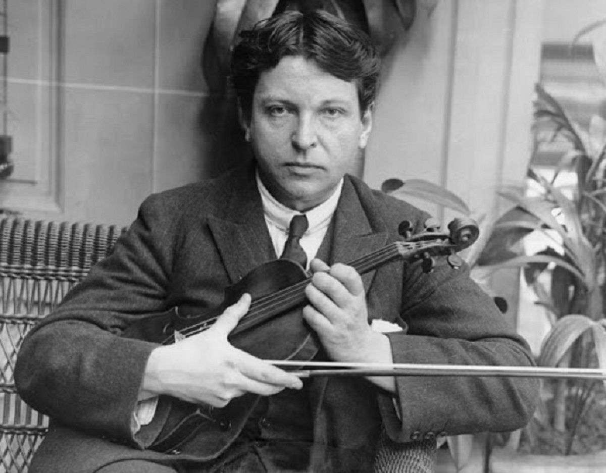 George Enescu a murit singur, jelit de câinele său. România nu îi are nici astăzi rămășițele pământești!