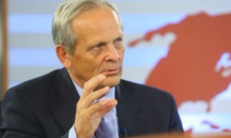 Theodor Stolojan a împlinit 77 de ani! Politicianul a dezvăluit secretul care îl menține în formă